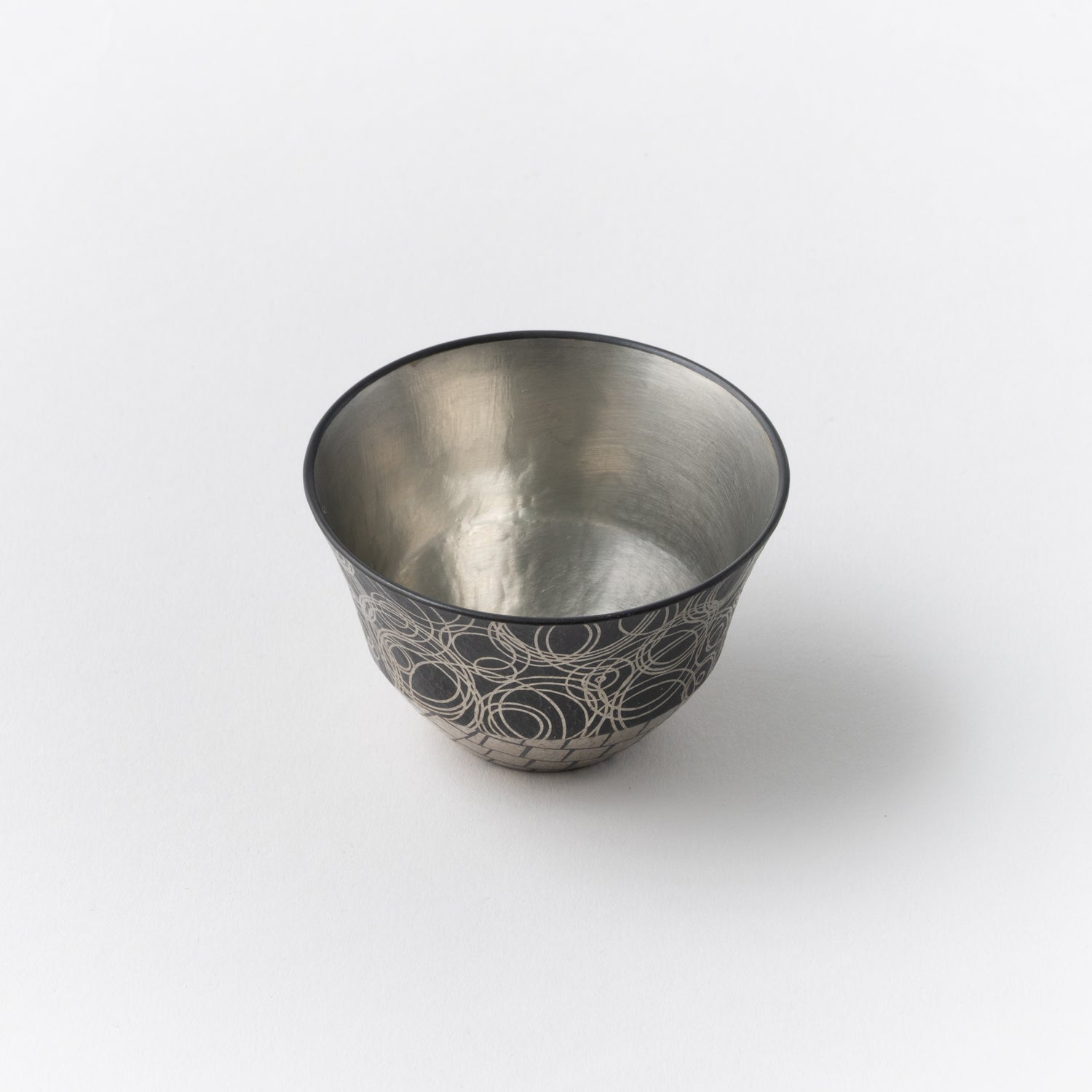 Tin Color Sake Cup “Ameato” / Kotaro Uranaka