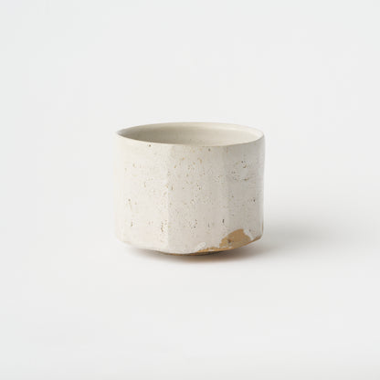 White Karatsu Faceted Tea Bowl / Raizan Yasunaga