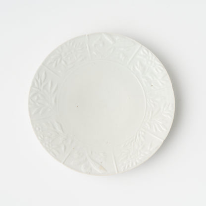 White Porcelain Botanical Katauchi Flower-shaped Plate (16.5cm)