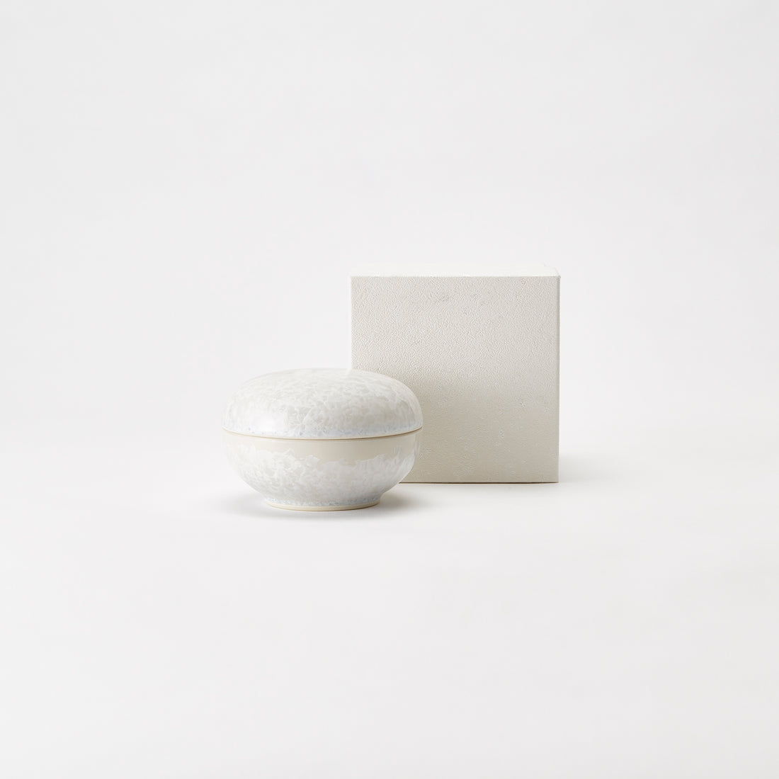 HanaKessho Container / White