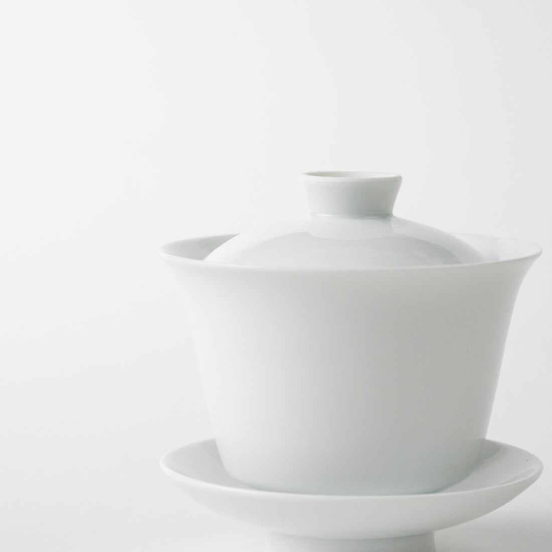 Tea Cup with Lid &amp; Saucer / White Lime