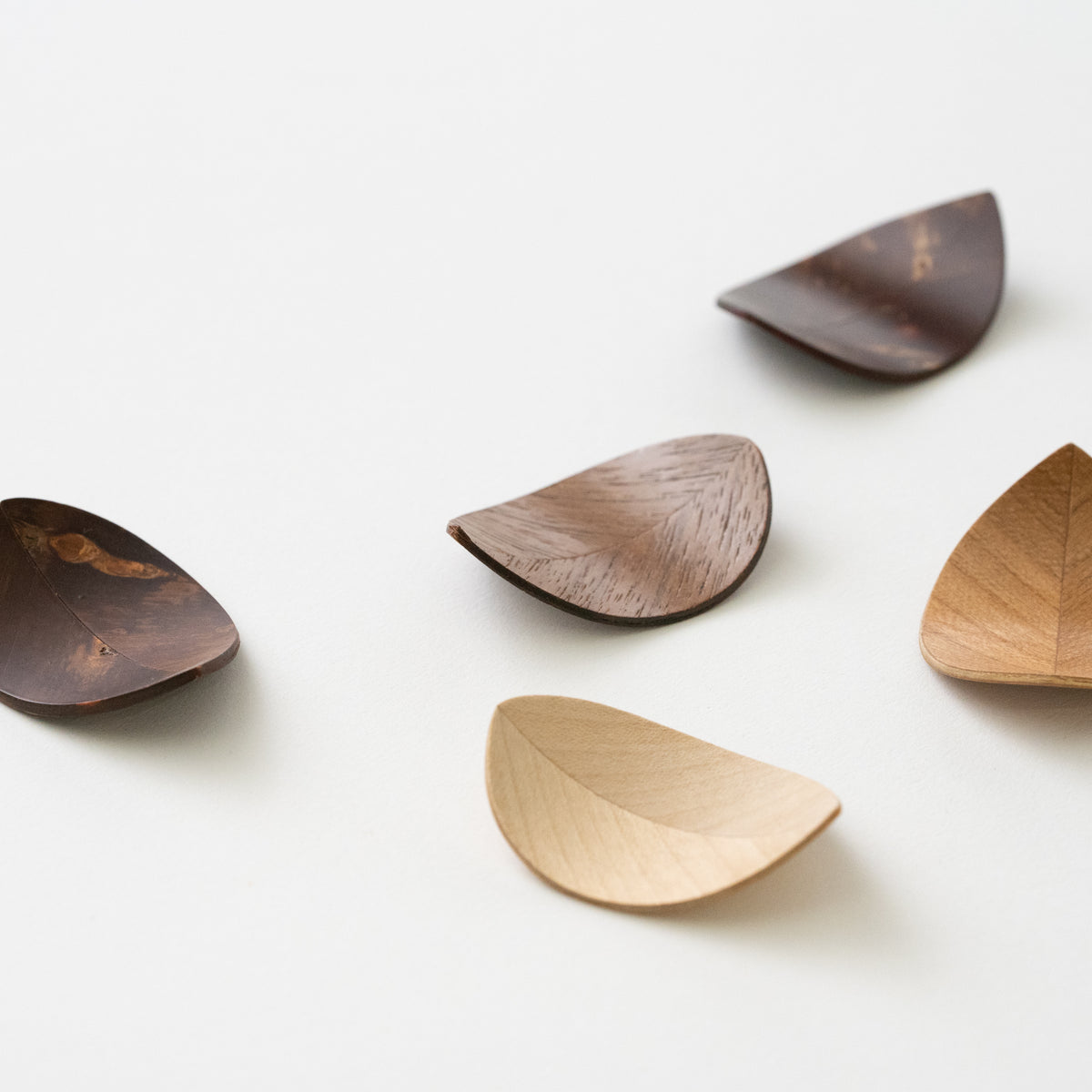 Leaf-Shaped Chopstick Rests 5pcs Set