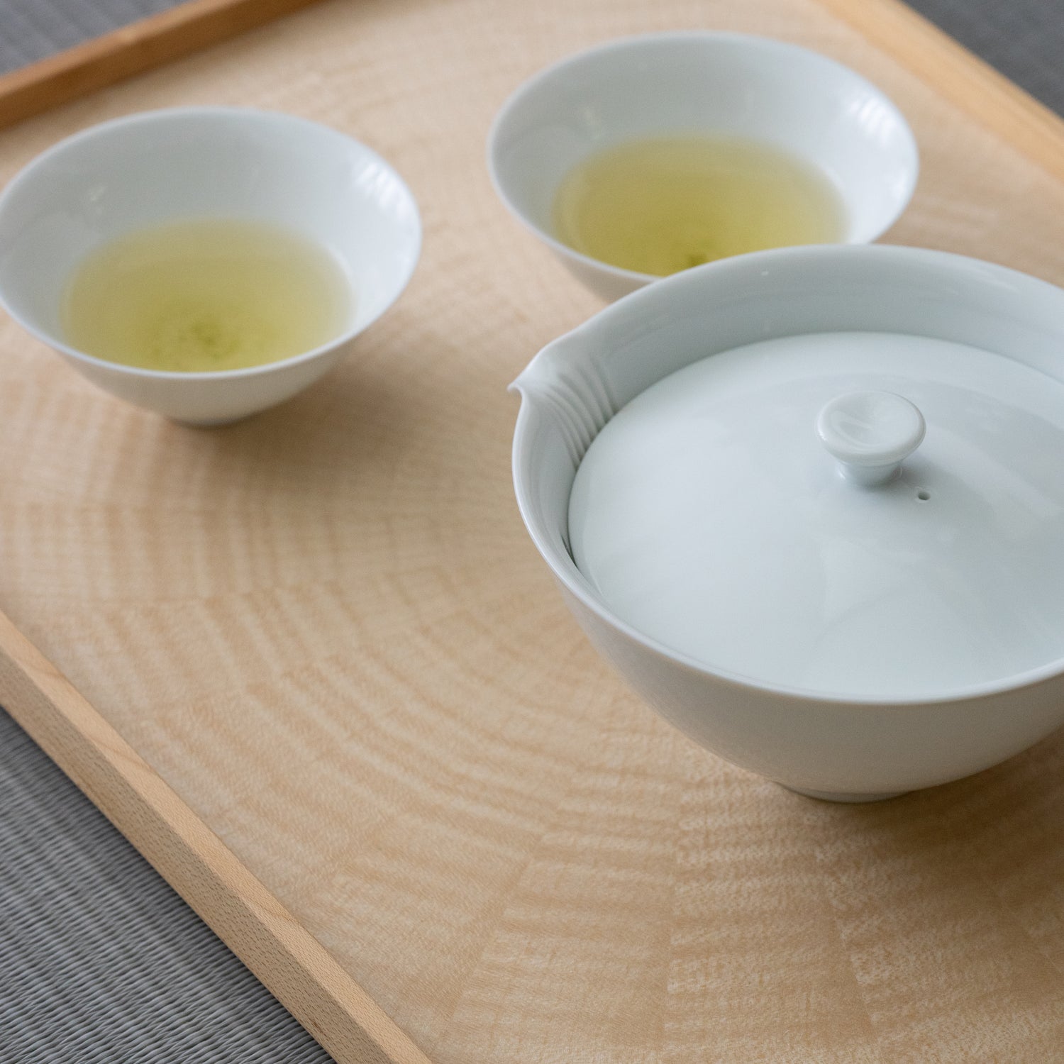 Thin Sake/Tea Cup (S) / White
