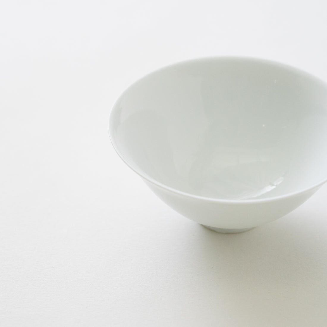 Thin Sake/Tea Cup (S) / White