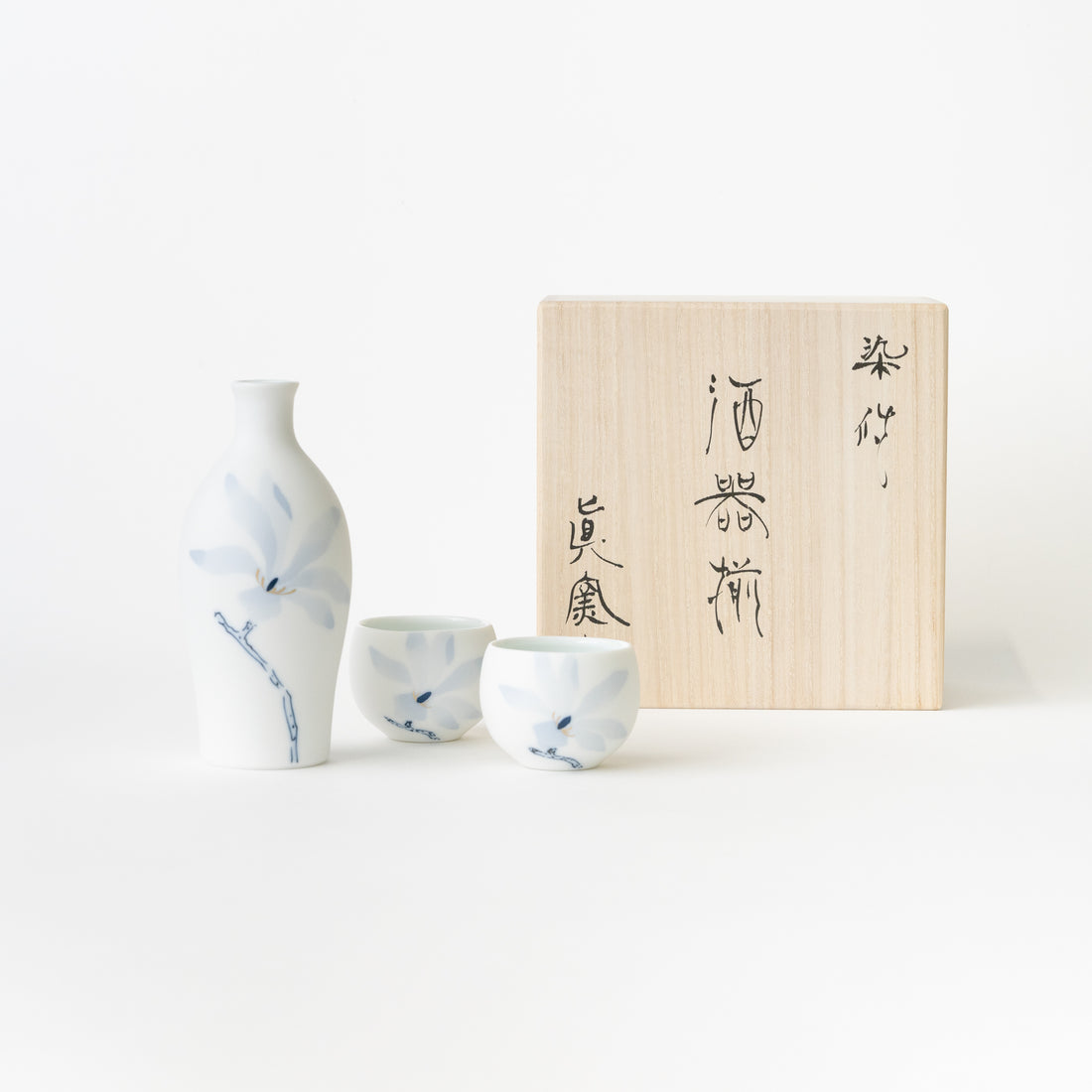 Magnolia Sake Set