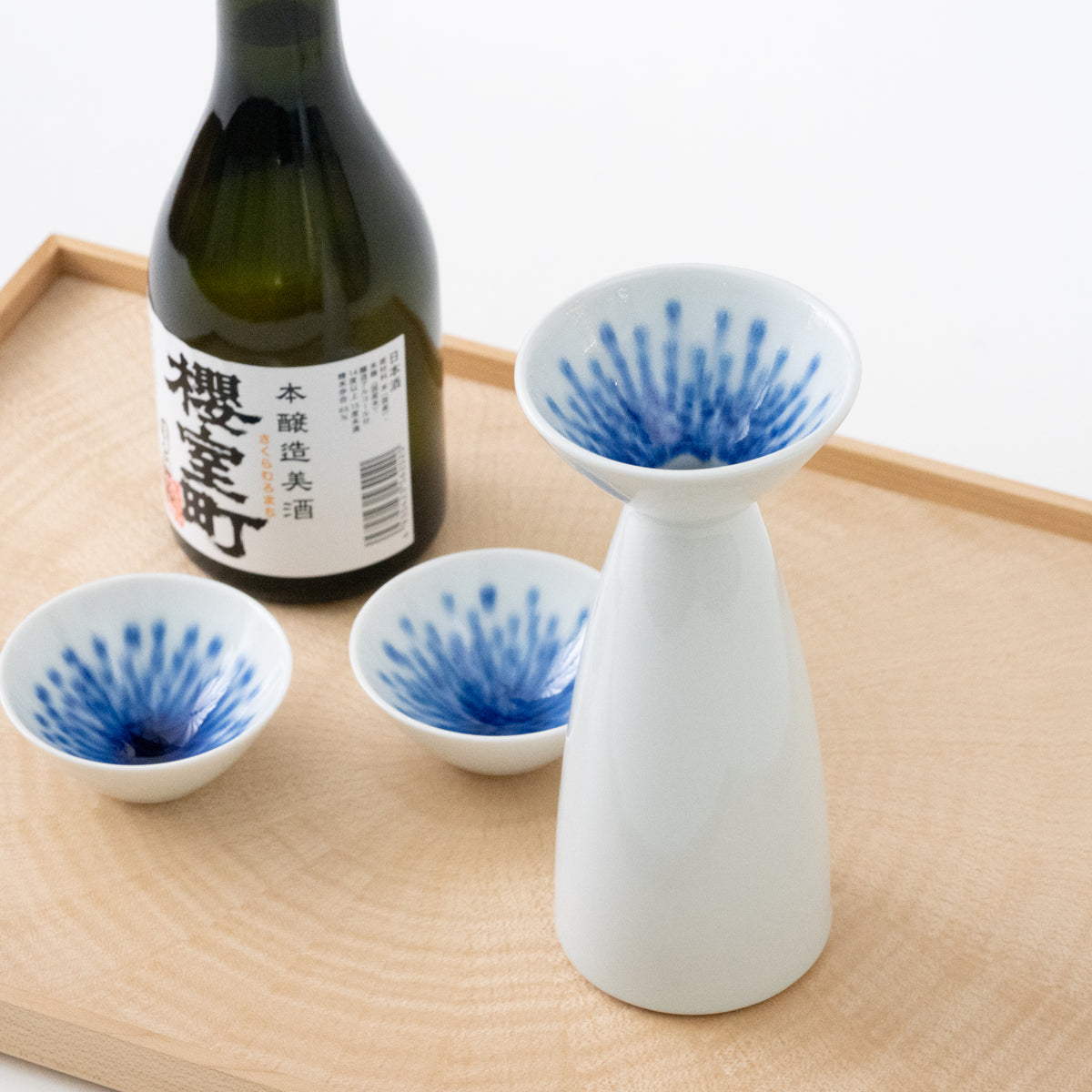 Gosu Hana Tokkuri &amp; Sake Cup Set