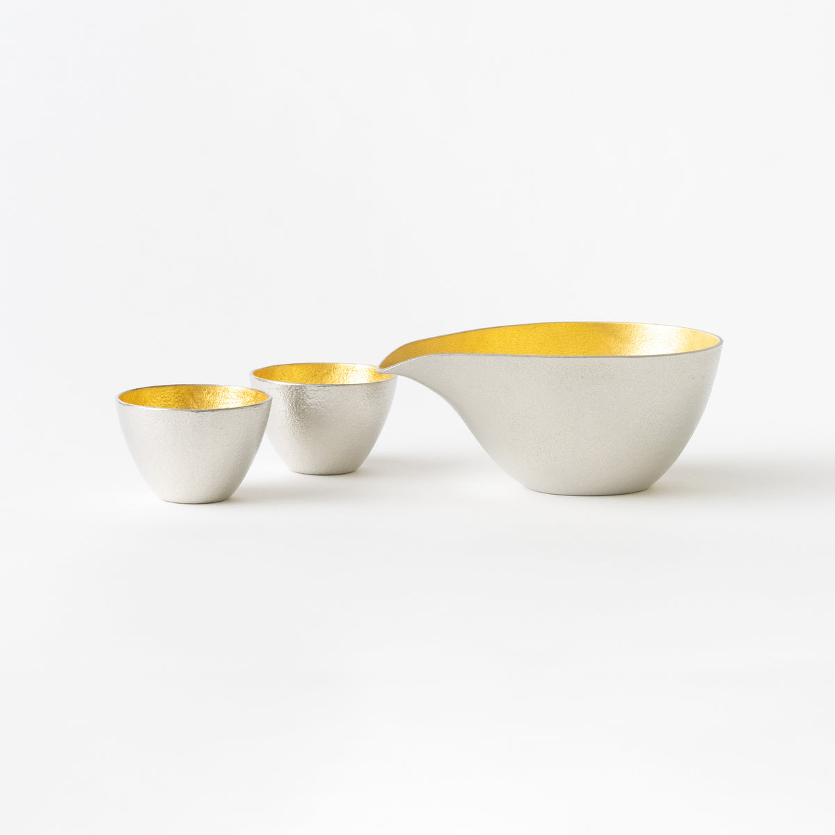 Sake Set in Wooden Box / Gold