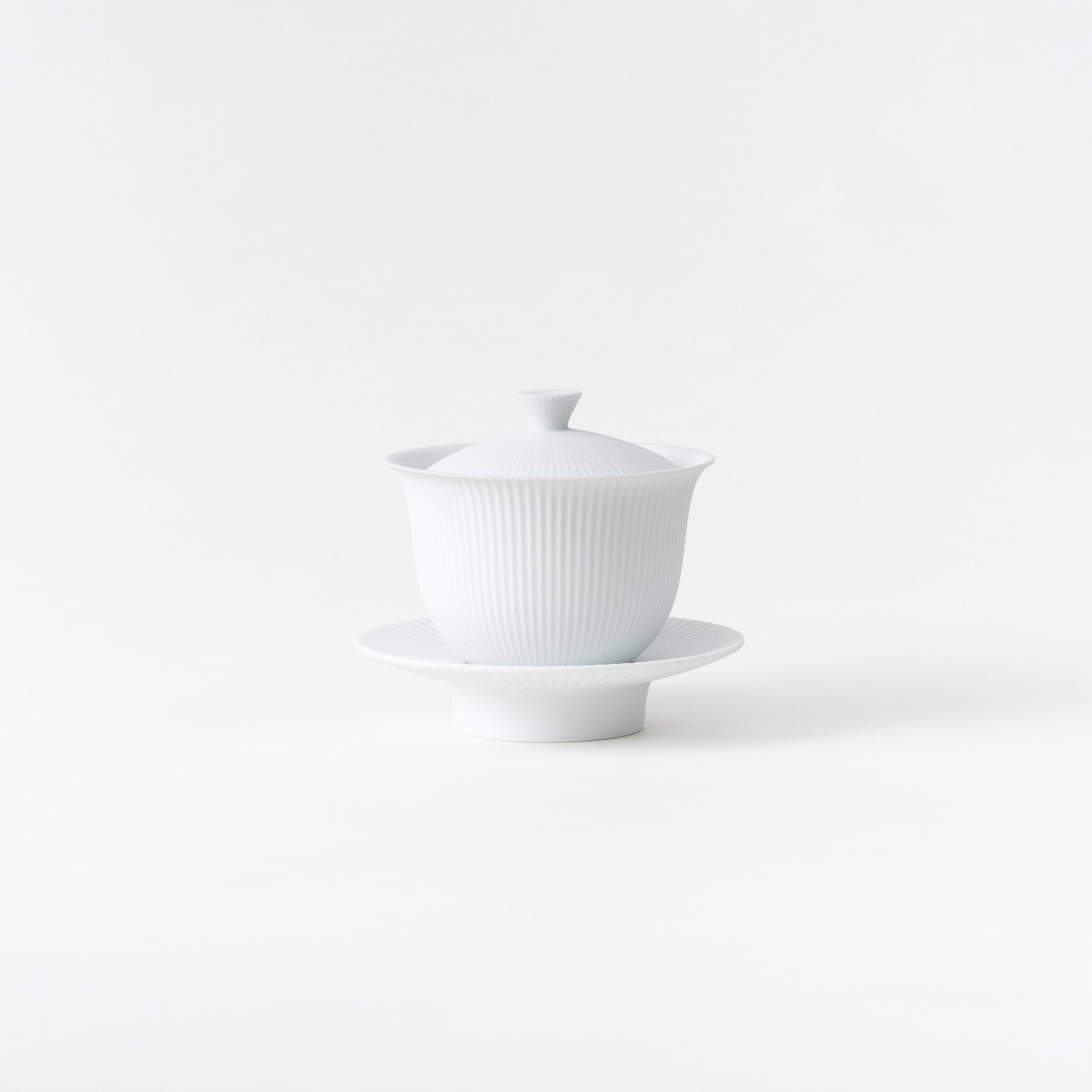 Shinogi Tea Cup with Lid &amp; Saucer / White Blast